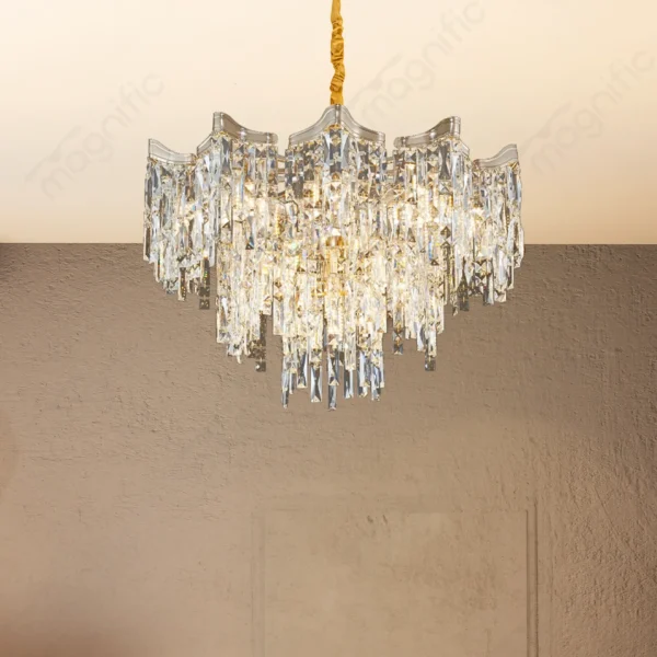 Magnific crystal chandeleir
