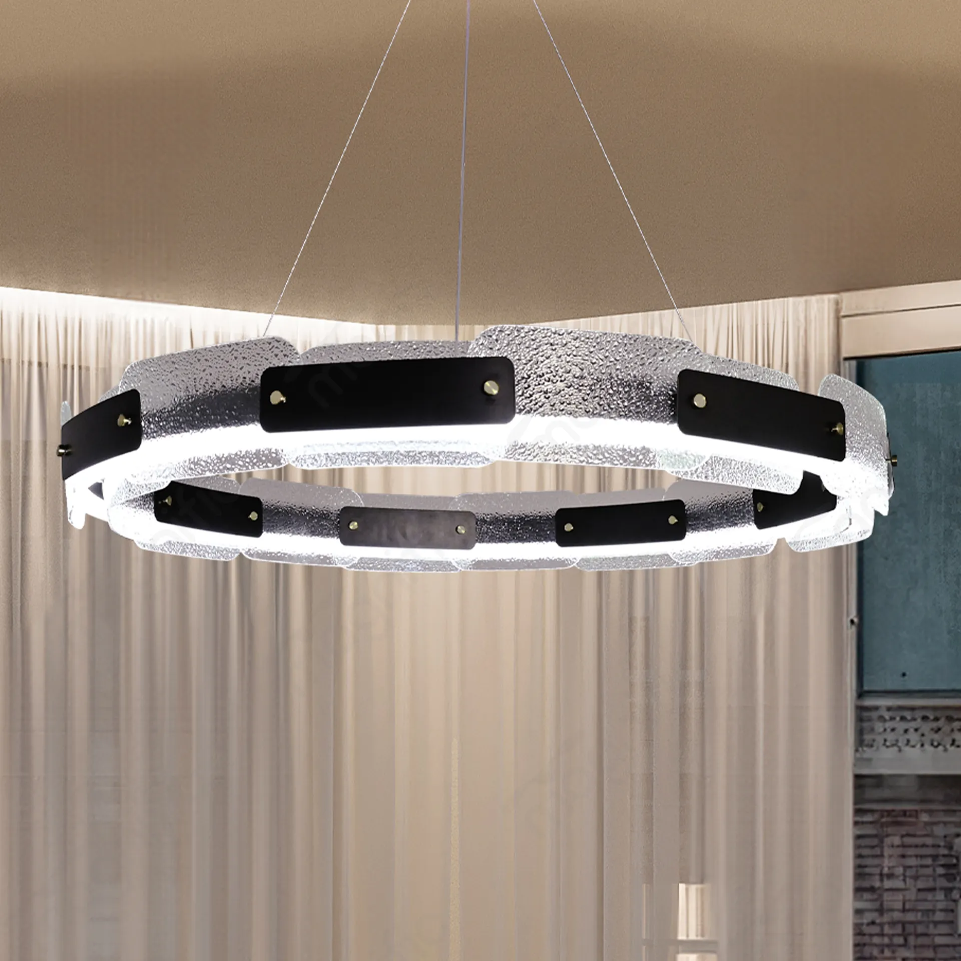 Magnific LED Pendant Light