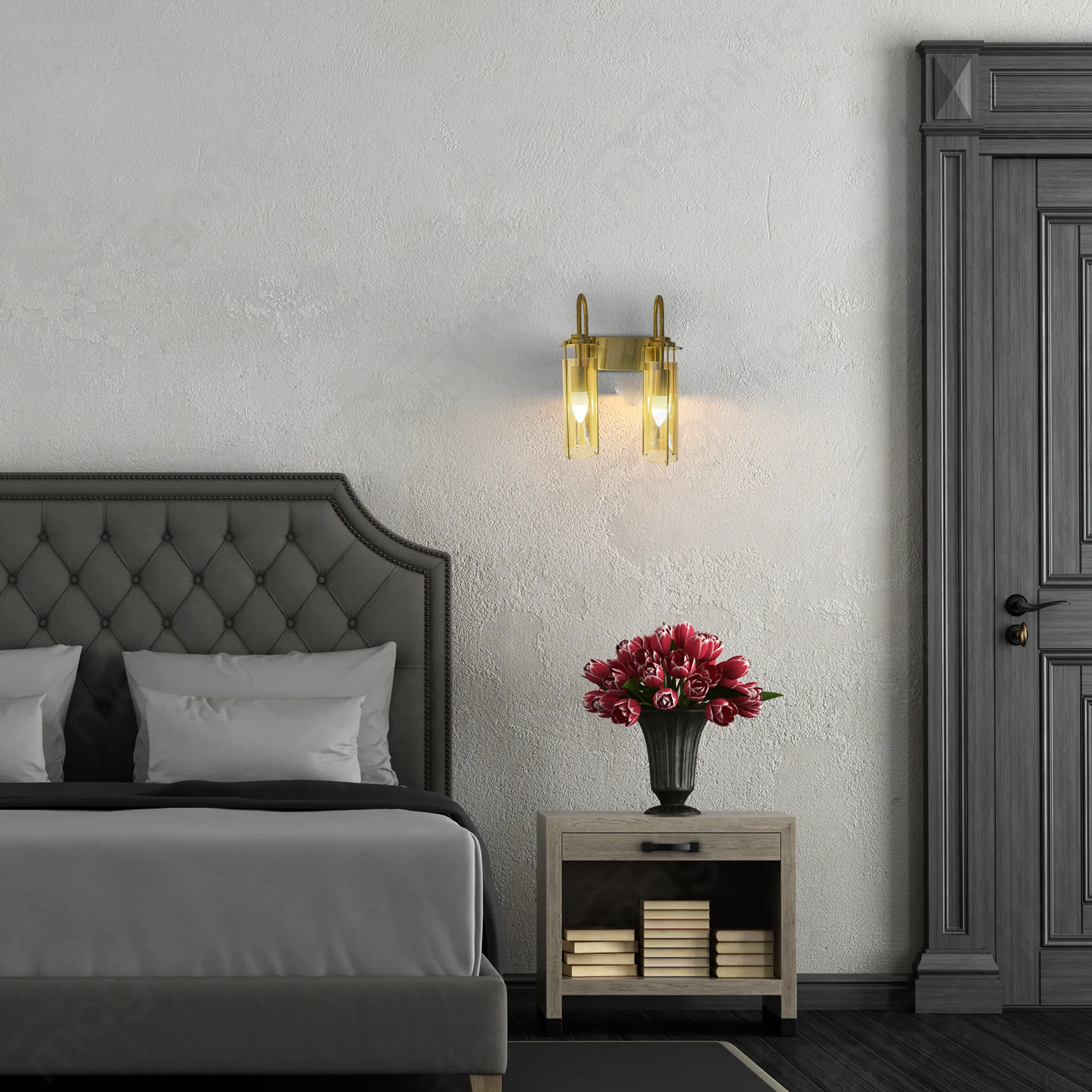 Magnific antique brass wall light