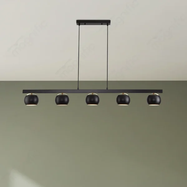 Magnific Vertical Hanging Light