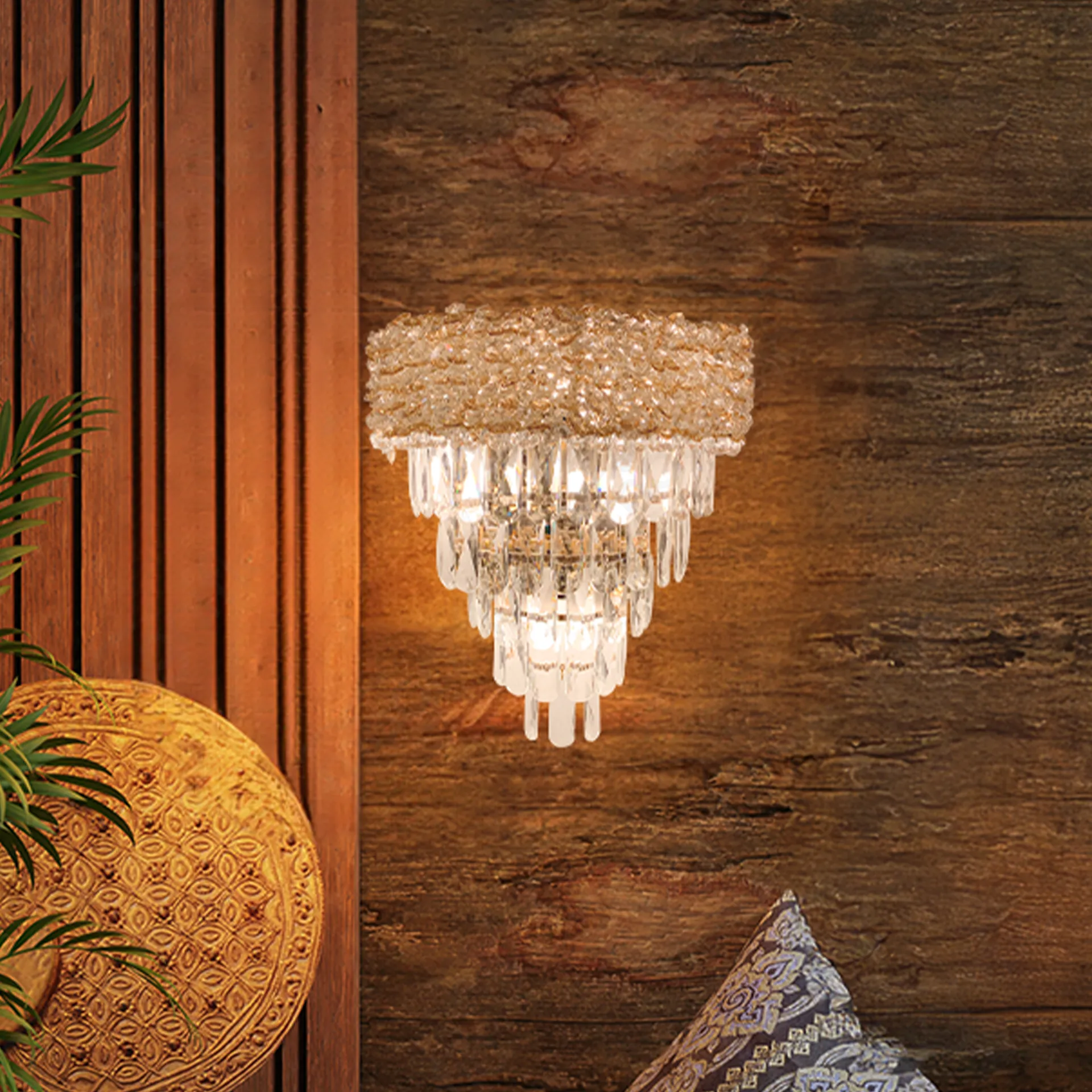 Magnific Designer Crystal Gold Wall Lamp
