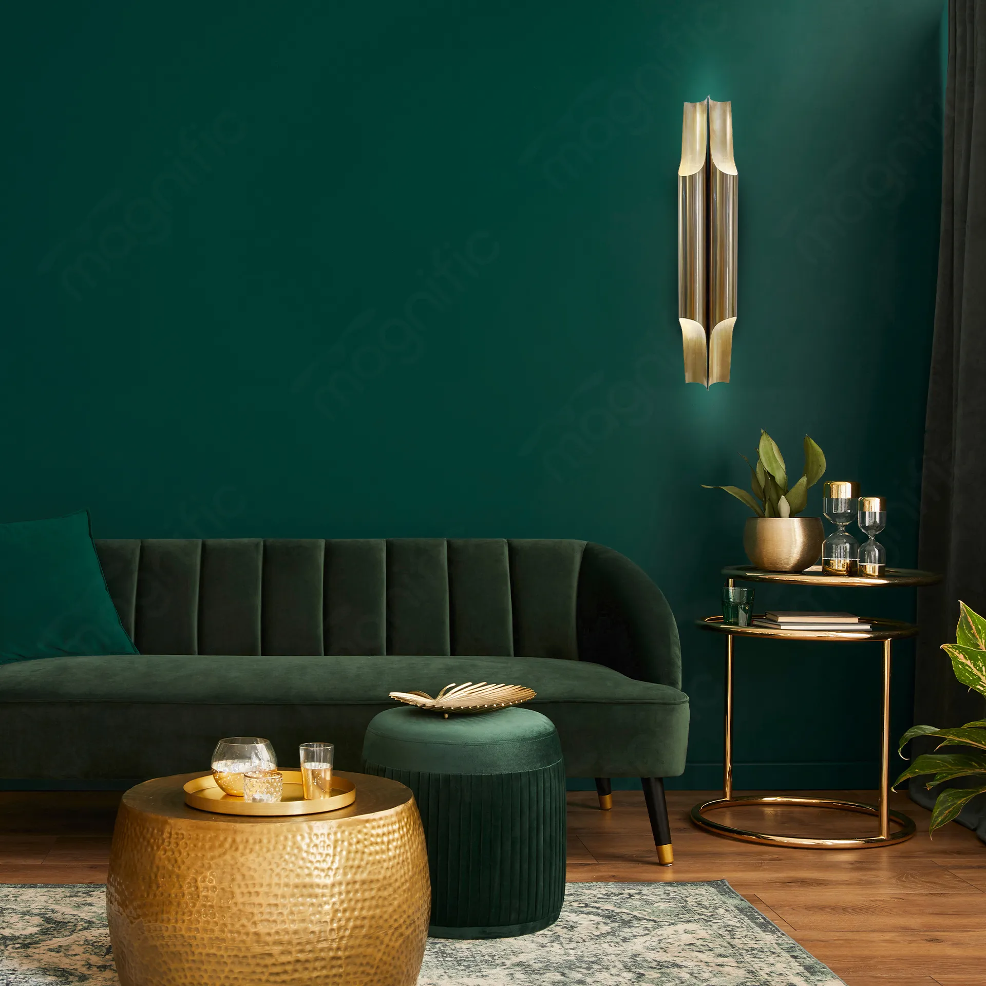 Magnific Contemporary Wall Light