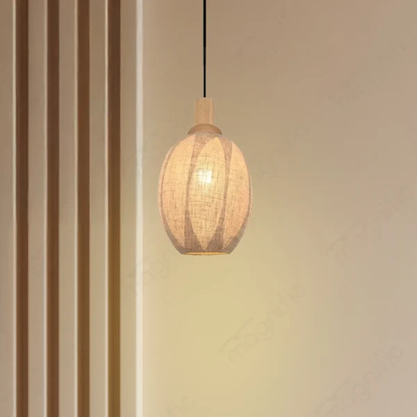 Magnific Warm Wooden Pendant Light
