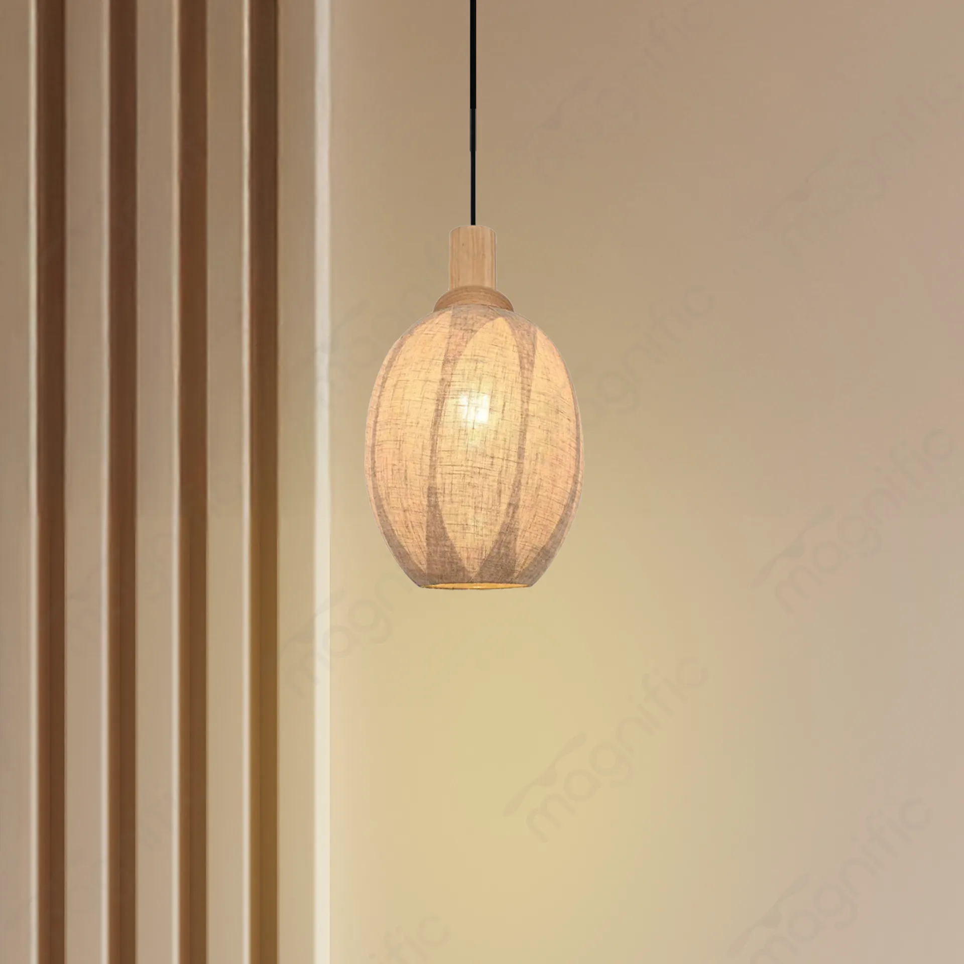Magnific Warm Wooden Pendant Light