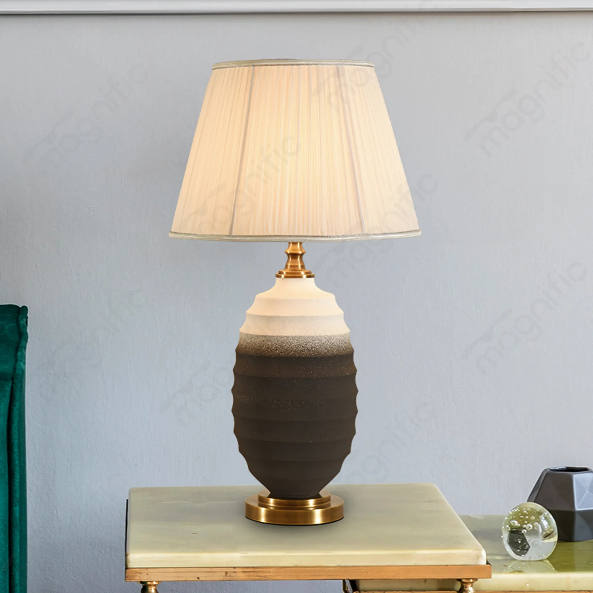 Magnific Elegant Beige and Brown Table Lamp