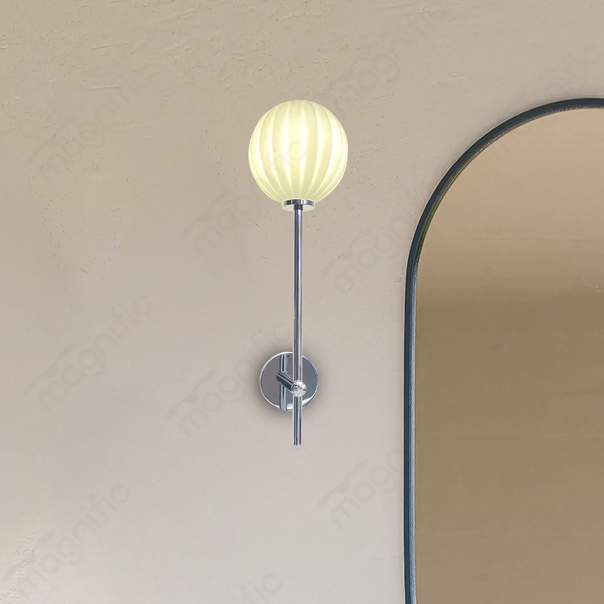 Magnific Chrome Finish with Glass Shade light