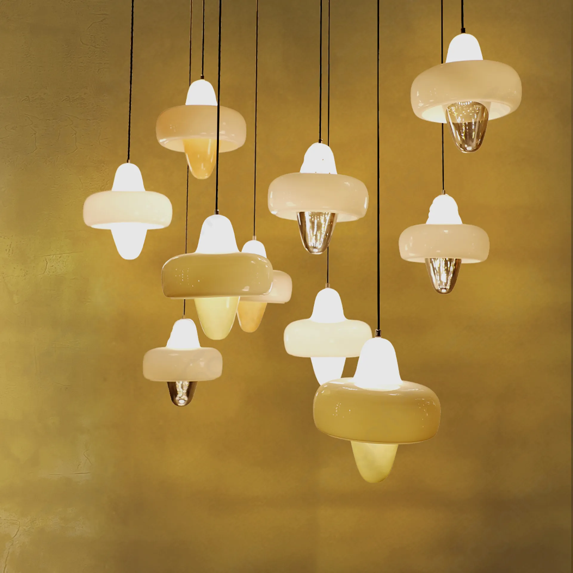 Magnific Premium Glass Pendant Light